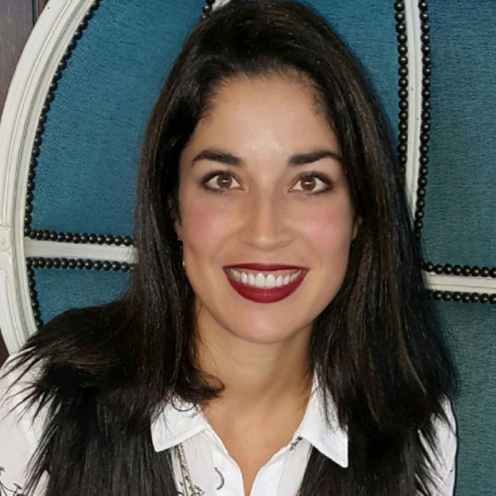 Meet your Posher, Viviana